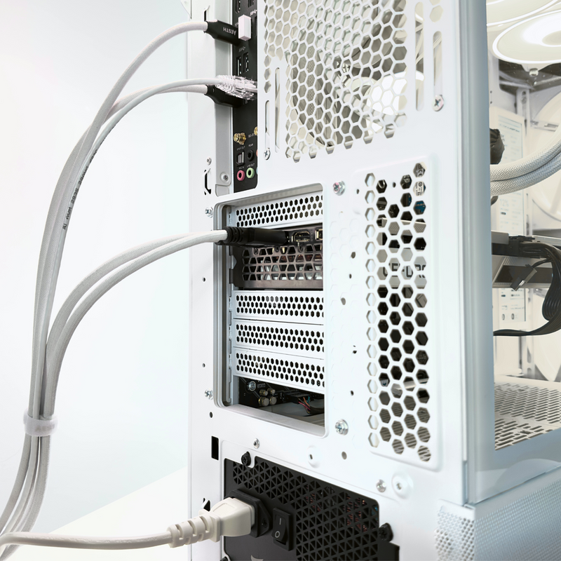 PC with Aesth braided cables